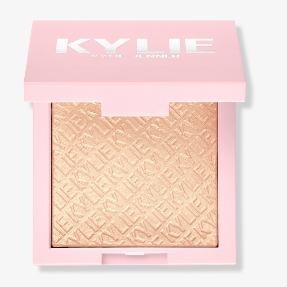 KYLE COSMETICS KYLIGHTER ILLUMINATING POWDER. - Picture 1 of 10